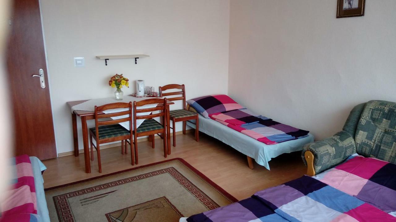 Dom Goscinny Asia Homestay *
